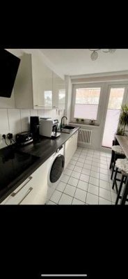 Ansprechende 3-Zimmer-Wohnung mit Einbauküche in Bremerhaven-Geestemünde