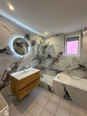 Hochwertig renovierte 2-Zimmer-Wohnung mit brandneuer Einbauküche – TOP-Lage Outletcity Metzingen