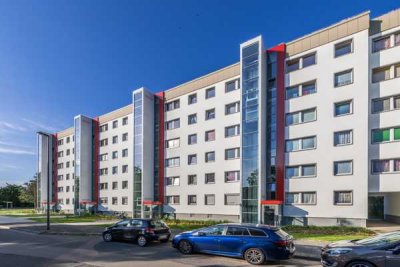 Frisch sanierte 3-Raum-Wohnung mit Aufzug!