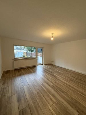 Renovierte, schöne, zentralgelegene 3,5 Raumwohnung mit Balkon