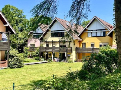 *BADEN-BADEN GEROLDSAU: Idyllisch gelegene 2 Zimmer DG-Wohnung mit TG-Stellplatz,
2 Balkone*