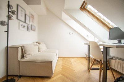 Zentral gelegene Dachgeschosswohnung mit Dachterrasse!