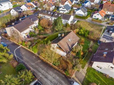 Bezugsbereites Familienhaus mit traumhaft großem Garten, Terrasse, Balkon und Garage in Aulendorf!