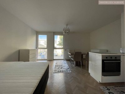 Top-modern möblierte Single-Wohnung mit optimaler Verkehrsanbindung