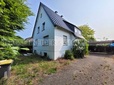 Zweifamilienhaus mit Anbau, Carport und großem Garten in Rietberg *provisionsfrei*