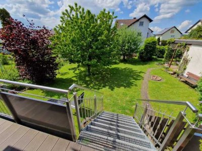 ZWEI BIS DREI PARTEIENHAUS MIT SCHÖNEM GARTEN...