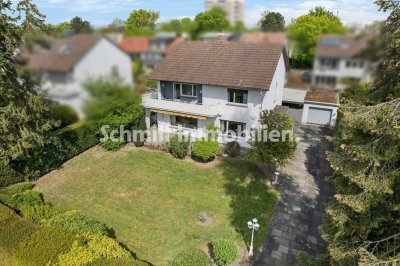 Großstadt-Unikat: Freistehendes Einfamilienhaus in Bestlage von F-Schwanheim