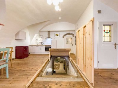 Zwischen Gewölben und Geschichte – stilvolle Wohn- und Investmentchance in der Altstadt