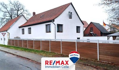 Freistehendes Einfamilienhaus mit großem Nebengebäude in Bierbergen! (RK-6232)
