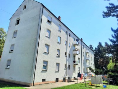 Sonnige, renovierte 2,5 Zimmer Wohnung in gefragter Wohnlage