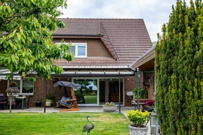 *** TOP DHH mit traumhaften GARTEN in noch traumhafterer LAGE ***