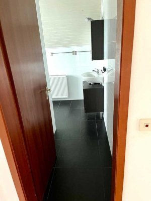 VON PRIVAT: 2-3 Zimmer Wohnung in 64331 Weiterstadt mit Küche