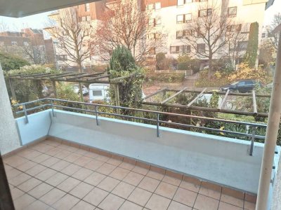 Geräumige 2,5-Zimmer Wohnung mit Balkon, EBK und Garagenstellplatz in Stuttgart-Heumaden