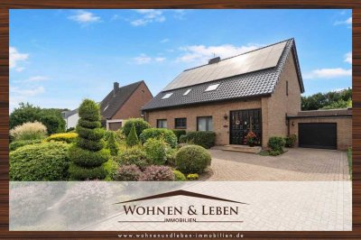 ZUKUNFTSORIENTIERT MODERNISIERT: Immobilienhighlight, optimal als Zwei- oder Einfamilienhaus