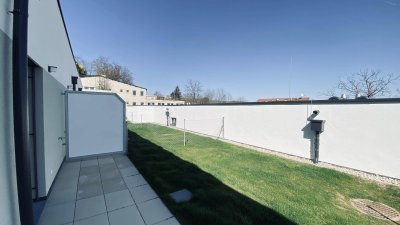 Gemütliche Zwei-Zimmer-Wohnung mit Eigengarten im Danube Hills