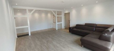 Modernisierte 4,5-Zimmer Erdgeschoss Wohnung im grünen, Haustiere nach Absprache möglich