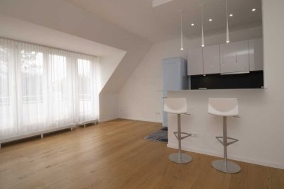 Provisionsfrei: 2-Zi.-Dachgeschosswohnung mit Süd-Terrasse & TG