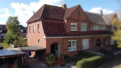 Historisches Reihenendhaus in schöner Siedlungslage von Emden-Friesland