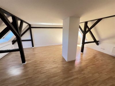 charmante Dachgeschosswohnung mit Ostervorteil!