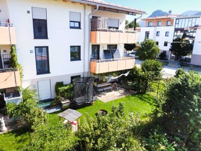 Modernes Familienglück - 4,5 Zimmer Souterrainwohnung mit Garten und Bergblick