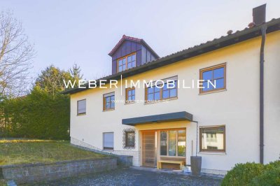 Exklusives Zweifamilienhaus mit gehobener Ausstattung und weitläufigem Grundstück