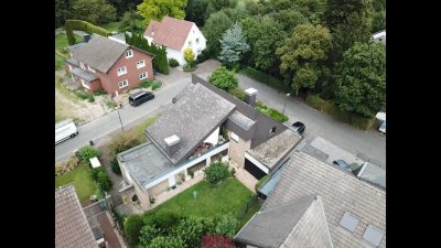 Schöne 2,5-Zimmer-Dachgeschosswohnung mit Balkon in Gütersloh