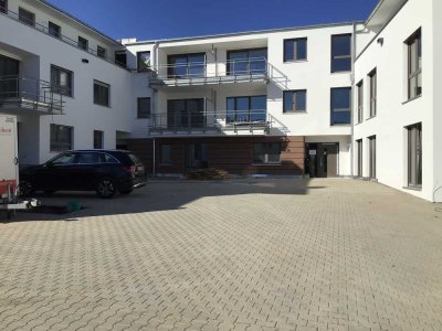 Seniorengerechte 2 Zimmer-Wohnung 50 plus mit Terasse und Einbauküche in Rottendorf