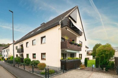 Pendlerwohnung! Möblierte 2-ZKB Wohnung mit Balkon und Stellplatz in Oberlahnstein