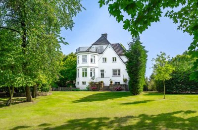 Repräsentative Jugendstil-Villa mit einem parkähnlichen Grundstück in Mülheim-Speldorf