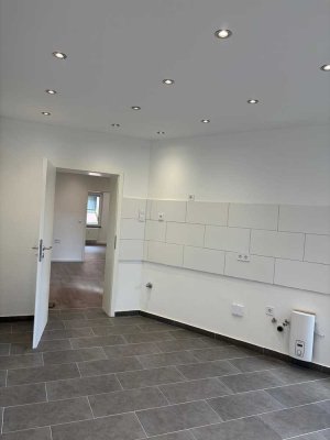 4-Zimmer-Wohnung in Oberhausen Osterfeld-West, komplett saniert und renoviert