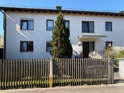 Gepflegtes 3-Parteienhaus auf sonnigem Südgrundstück