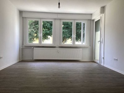 2-Zimmer Erdgeschosswohnung mit Balkon in Baumheide