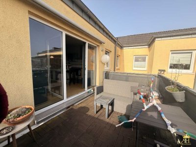 Großzügige 3-Zimmer-Wohnung mit Dachterrasse !