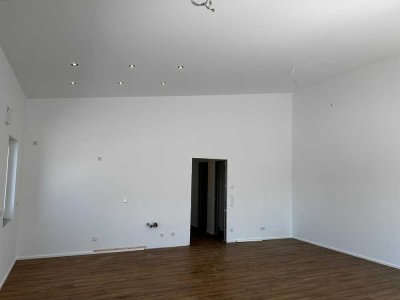 Penthouse 117,96m²3ZKB, Top Ausgestattet, eigene Photovoltaikanlage