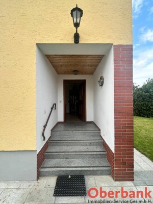 Großzügige Doppelhaushälfte inkl. Garage und sonnigem Gartenbereich