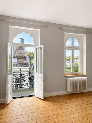 Zwei Kaiser, Exklusives Wohnen am Arrenberg, stilvolle 2-Zimmerwohnung mit Balkon