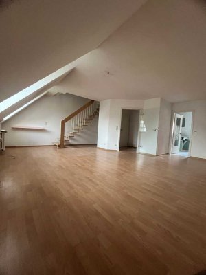Moderne Maisonette-Wohnung in Zentral Herxheim