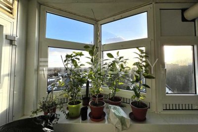 **Dom-Blick in Schlebusch: Exklusive Wohnung mit Panoramablick**