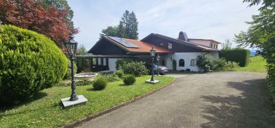 ALPENBLICK  -  Beste Lage / freistehendes Einfamilienhaus in 88175 Scheidegg