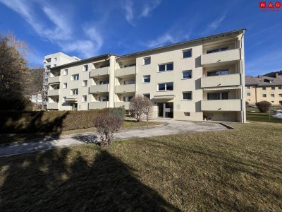 Günstige 3 Zimmer Wohnung mit Loggia!