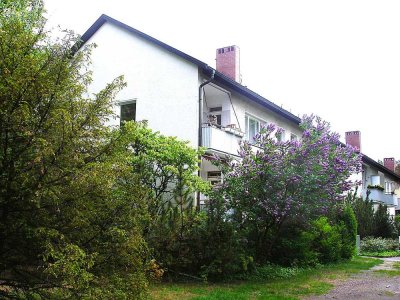Ruhige Wohnung mit Sonnenbalkon am Roseneck