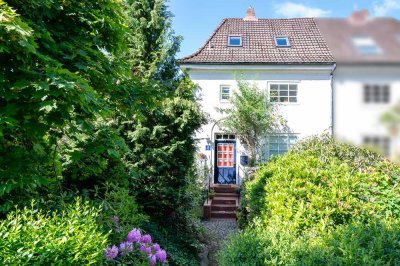 Charmante Doppelhaushälfte in gefragter Lage von Fuhlsbüttel