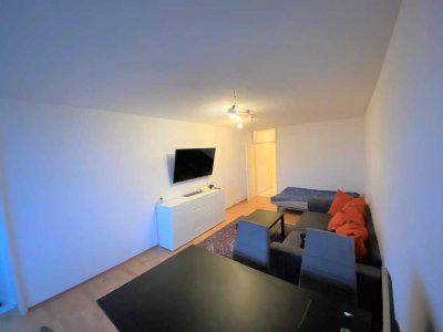 Heller Balkon, gut geschnittene Wohnung, nur 5 Minuten zur S-Bahn