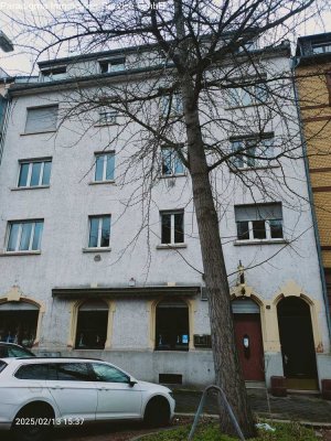 Helle neu sanierte Altbauwohnung 2ZKB in der Schwetzinger Vorstadt