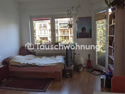 Tauschwohnung: 1 Zimmer Wohnung mit Balkon und Badewanne
