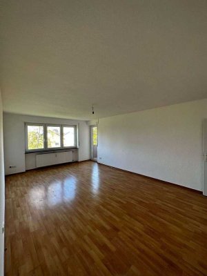 Gepflegte und helle 3 Zimmer Wohnung in Großostheim-Ringheim