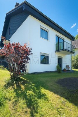 Sonnenuntergänge in romantischer Feldrandlage