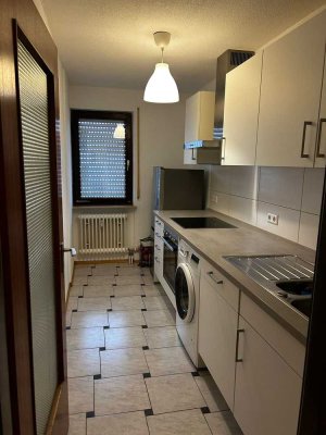 Stilvolle, neuwertige 2-Raum-Wohnung mit gehobener Innenausstattung (nur für 4 Monate)
