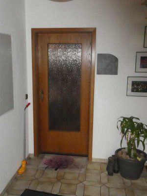 Modernisierte 3-Zimmer-Wohnung in Neroth