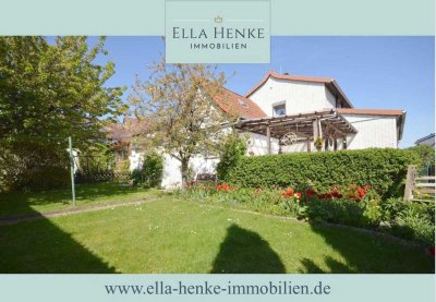 Freistehendes Einfamilienhaus mit 5 Zimmern, Garten + Garage in Göttingerode...